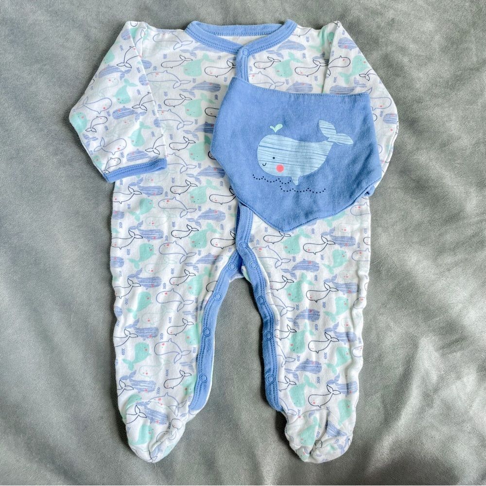 4/$10 - Chick Pea Whale Snap-Up Footie and Bib